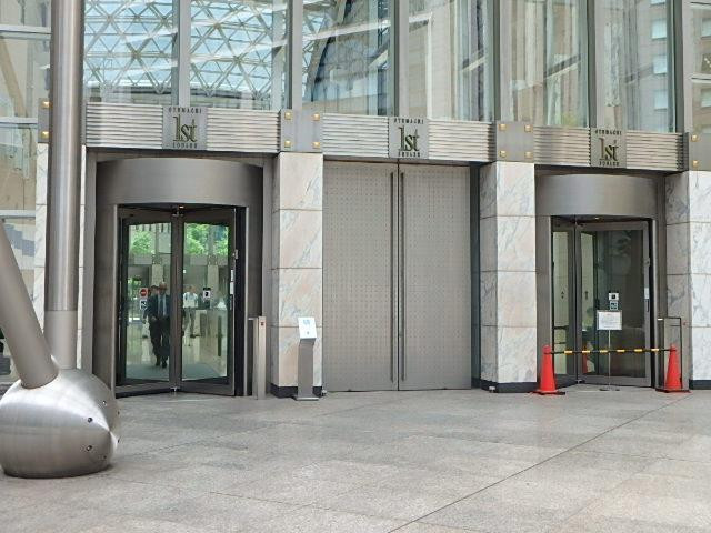 大手町ファーストスクエア（ＥＡＳＴ）エントランス②