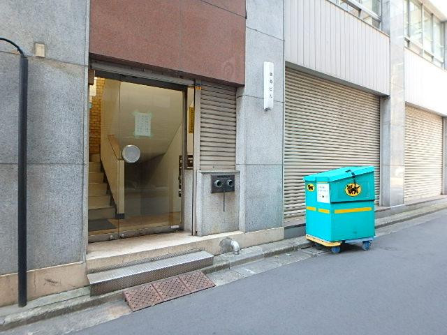 エントランス①