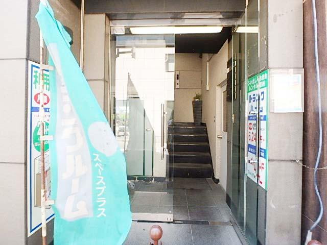 みかもビルエントランス②