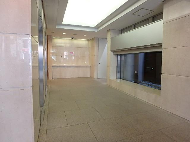 ホール①