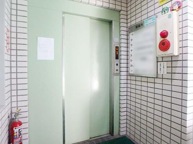 広部ミヤケビルホール①