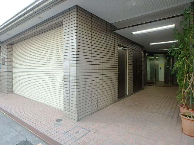 エントランス①
