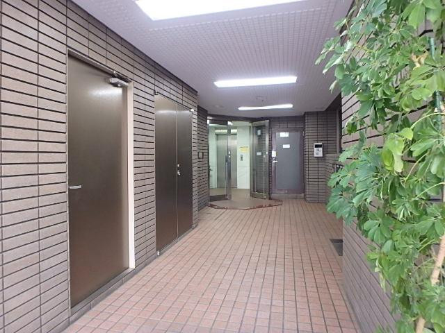 エントランス②