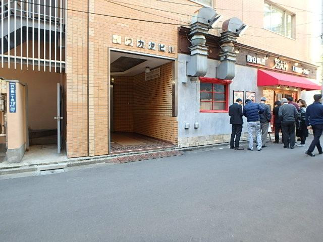 エントランス①