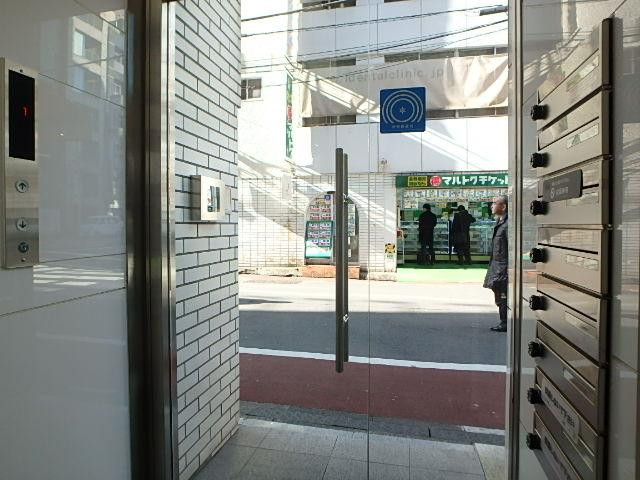 ホール②
