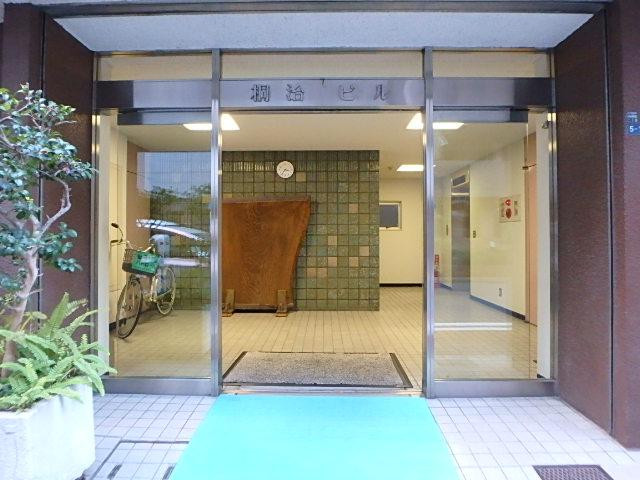 桐治ビルエントランス②