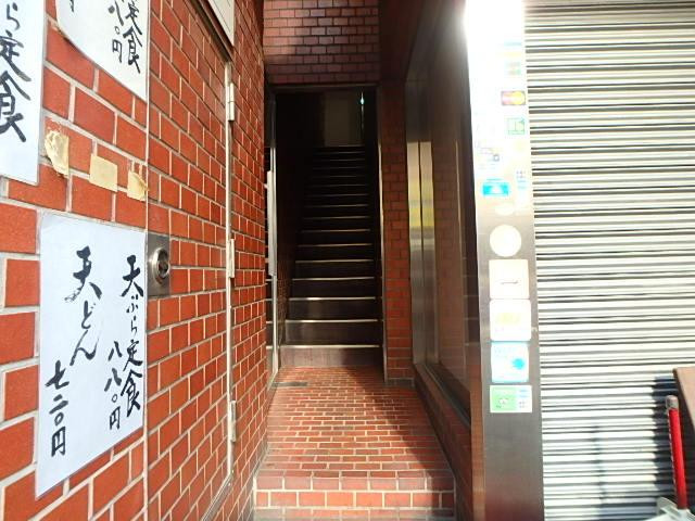 不動前ビルエントランス②