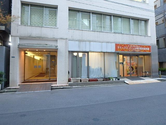 信交会ビルエントランス①