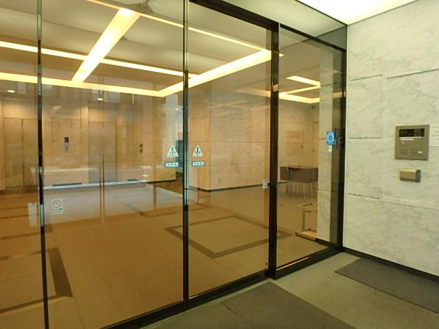 羽衣ビルホール①