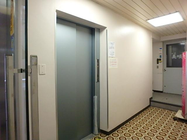 花喜久ビルホール①