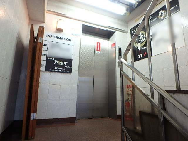 ホワイト駅前ビルホール②