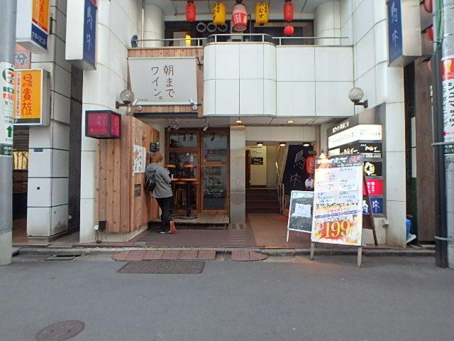 ホワイト駅前ビルエントランス①