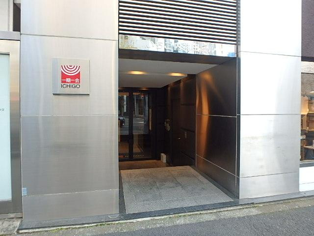 いちご内神田ビルエントランス②