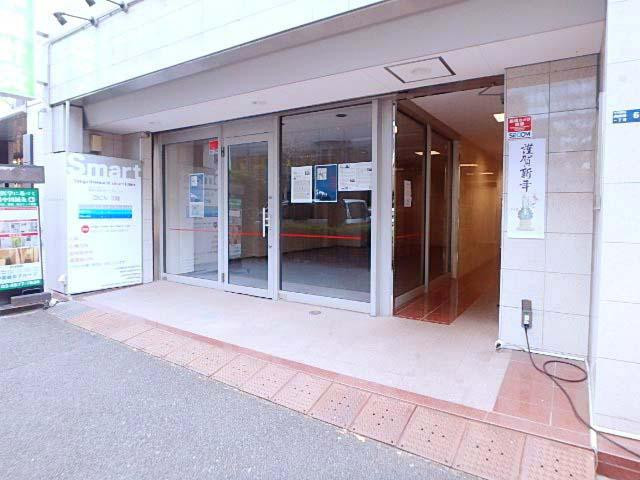 南特許ビルエントランス①