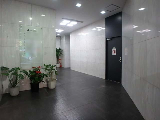 内山ビルホール①