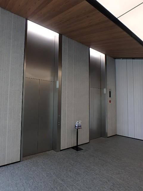 ＫＡＮＤＡ　ＳＱＵＡＲＥ　ＧＡＴＥホール①