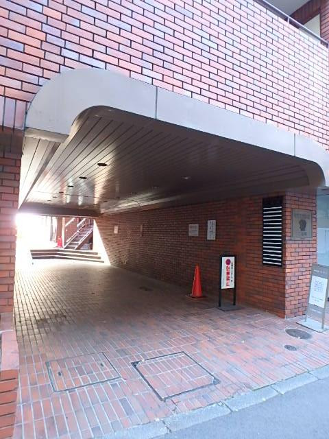 ダイアパレス二番町マンションエントランス①