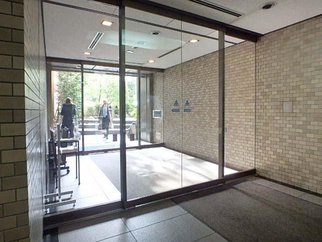 ホール③