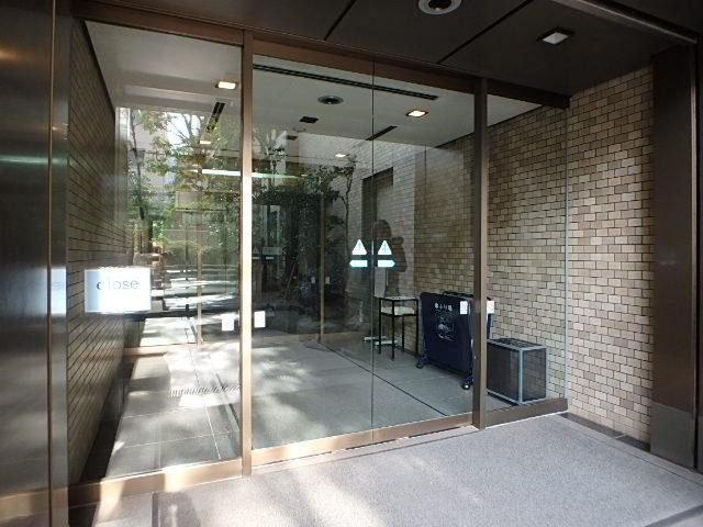 エントランス②