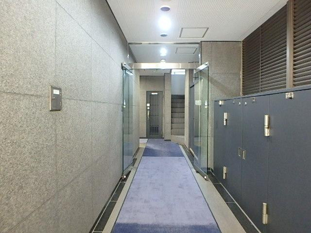 隼東幸ビルエントランス②