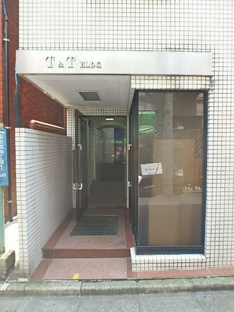 Ｔ＆Ｔビルエントランス②