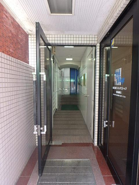 Ｔ＆Ｔビルエントランス①