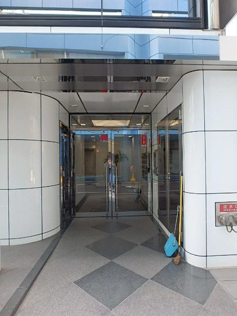 ２１東和ビルエントランス①