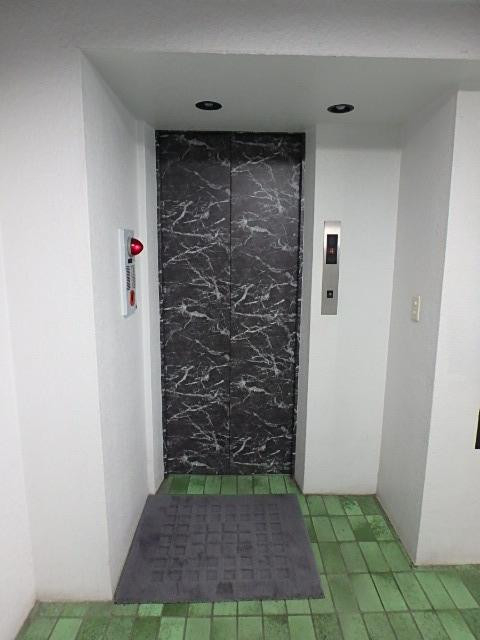 昭和ビルホール①