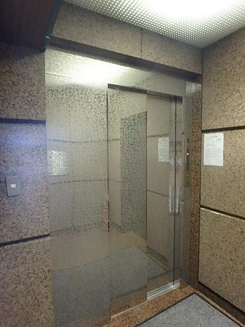 ＩＷＯビルホール①