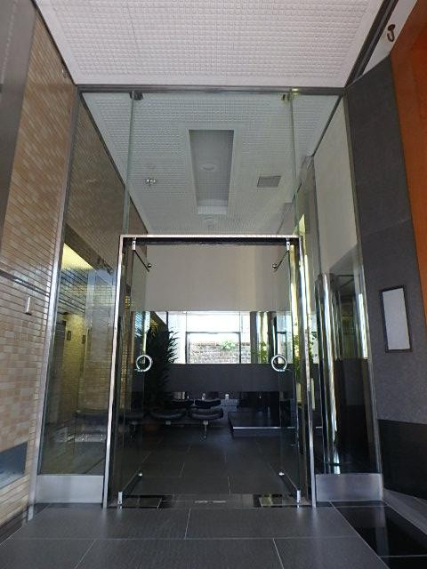 エントランス②