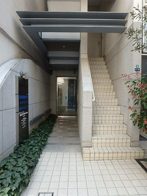 飯田橋エルシスビルエントランス①