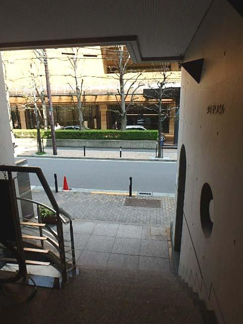 ホール④