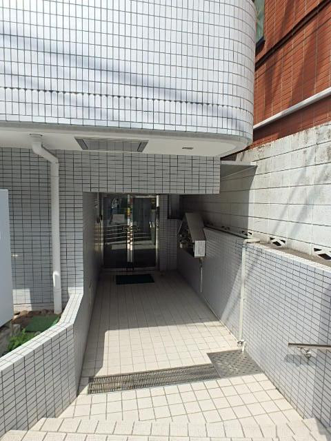 第２大新京ビルエントランス②