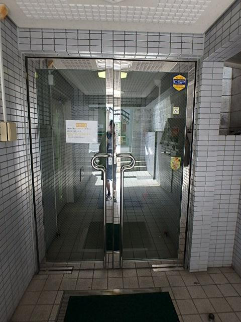 第２大新京ビルエントランス①