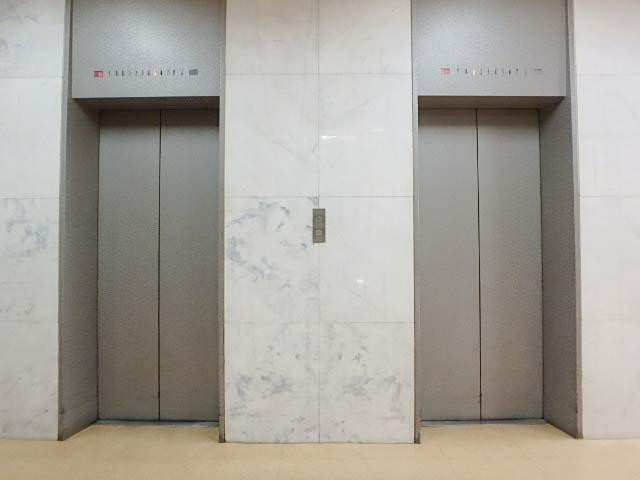 全国旅館会館ビルホール②