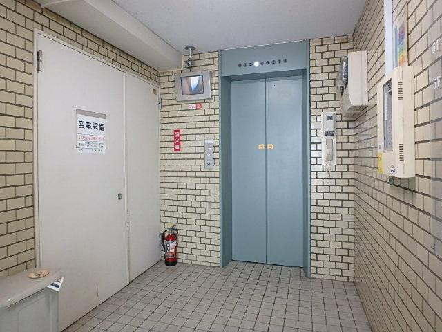 まるべりーひらかわホール①