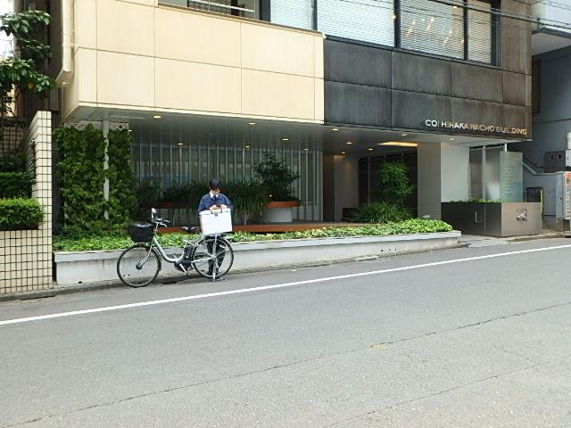 エントランス①