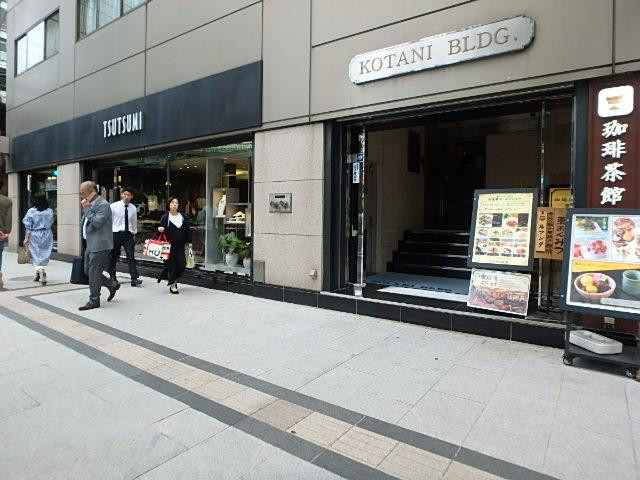 小谷ビル（ＫＴＮビル）エントランス①