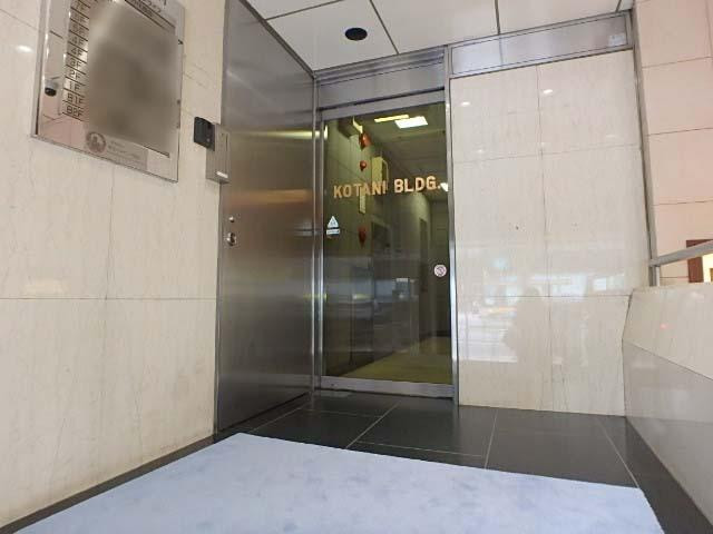 小谷ビル（ＫＴＮビル）エントランス③
