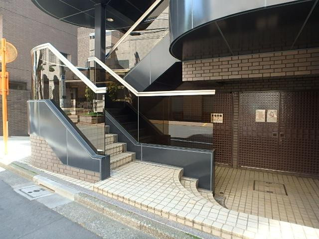 グランドメゾン六番町エントランス②