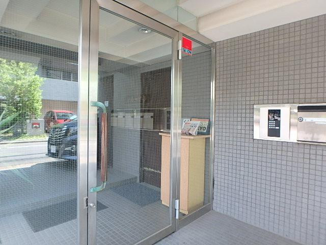 番町一番館エントランス③