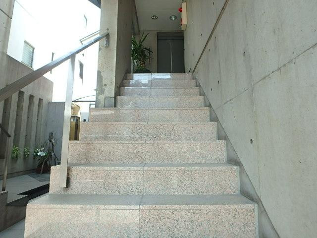 ホール①