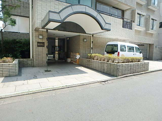 エクサス六番町エントランス①