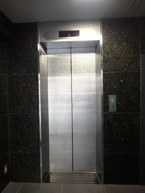 サンポービルホール①