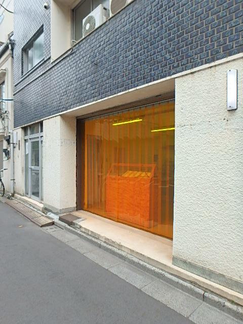 高橋ビルエントランス①