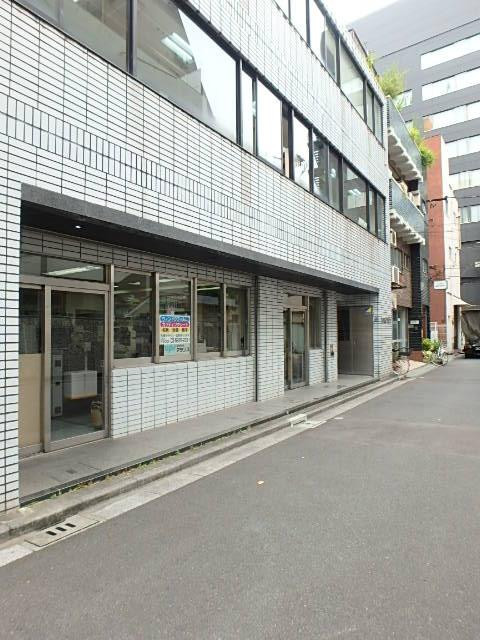 エントランス①