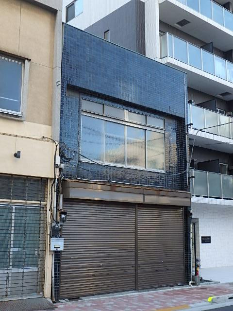 西三筋倉庫外観③