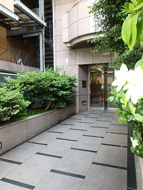 盛光伸光ビルエントランス②