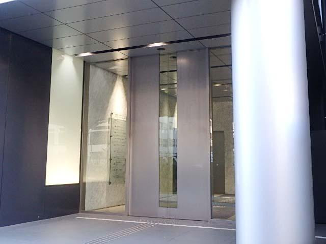 エントランス②