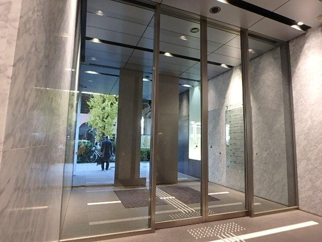 ホール③